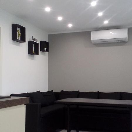 Picurka Apartman Siofok Ngoại thất bức ảnh