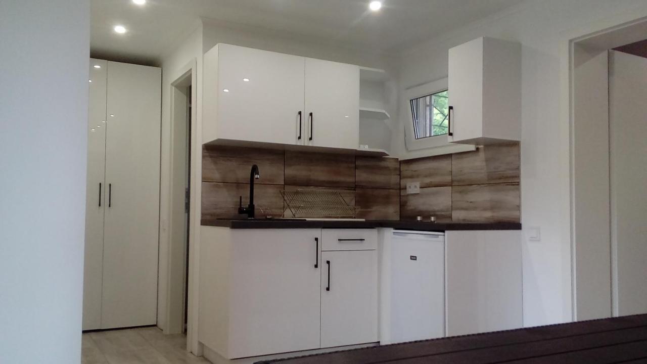 Picurka Apartman Siofok Ngoại thất bức ảnh