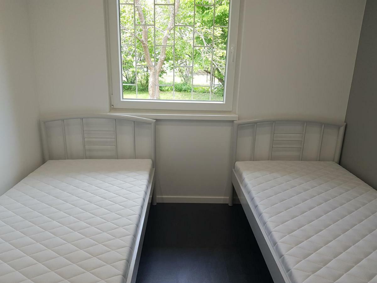 Picurka Apartman Siofok Ngoại thất bức ảnh
