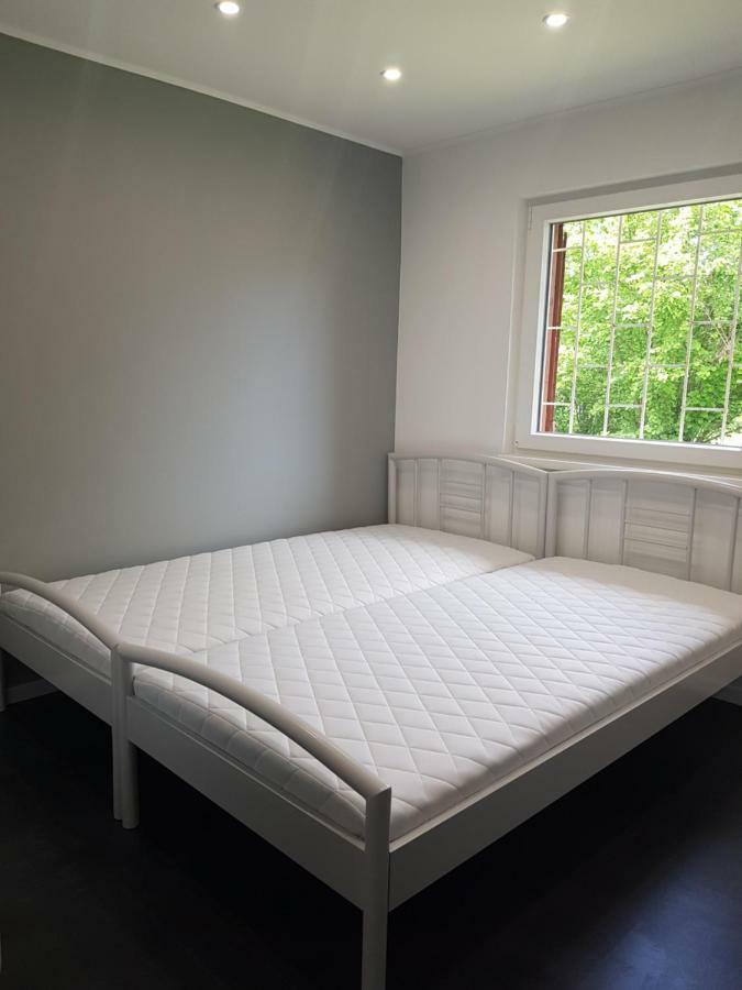 Picurka Apartman Siofok Ngoại thất bức ảnh